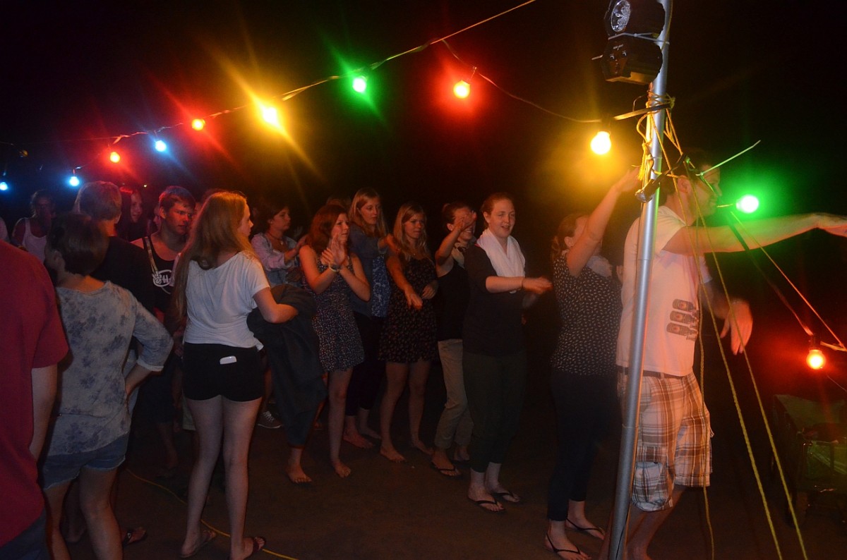 Ferienlager, Sommerlager, Jugend, Südfrankreich, Narbonne, Kolpingjugend, Kolping, Grefrath, Strand, Macarena, Party